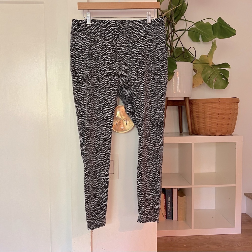 Women’s lands end starfish style black and white leggings
